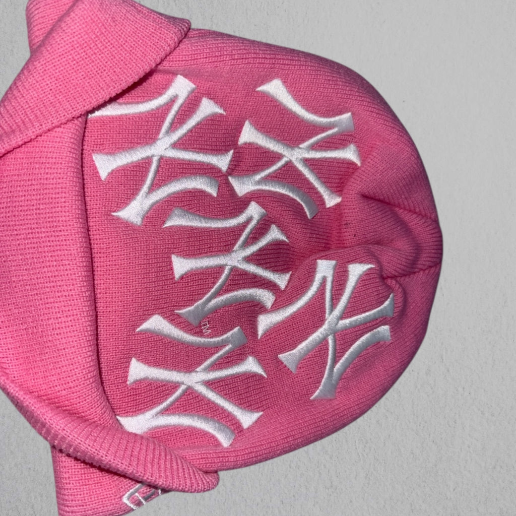 Supreme x MLB beanie